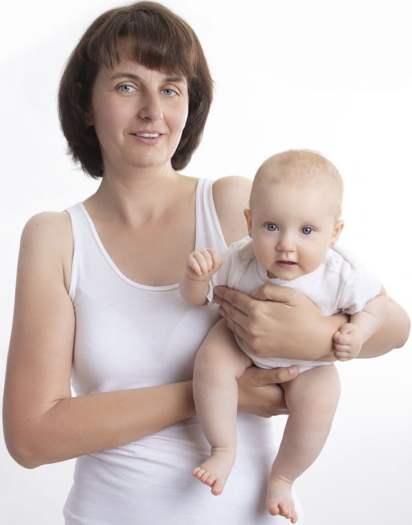 Andrea Běhalová s miminkem